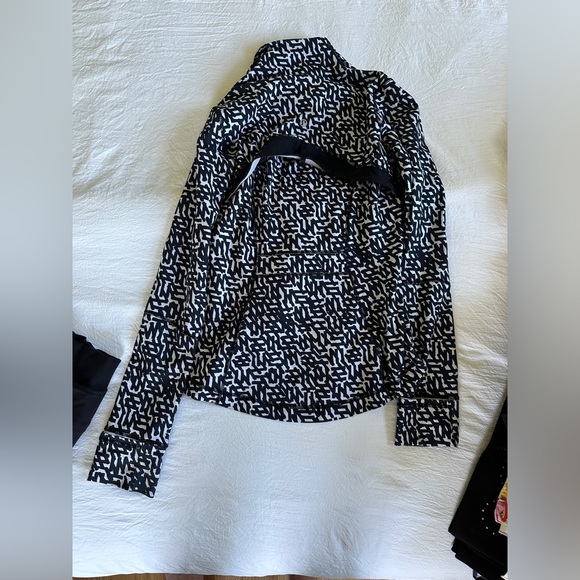 Lululemon matching set - Picture 4 of 4